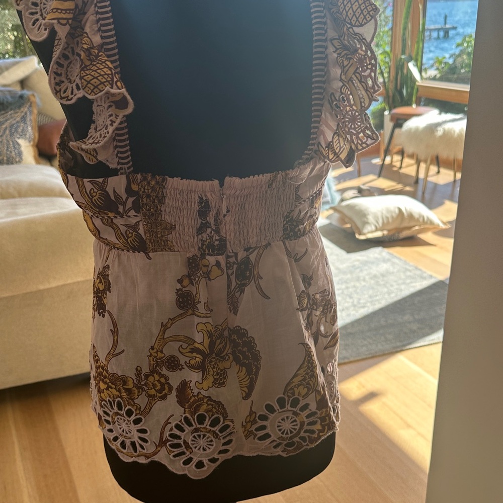 FARM Rio Pink and Gold Floral Blouse - Picture 3 of 7